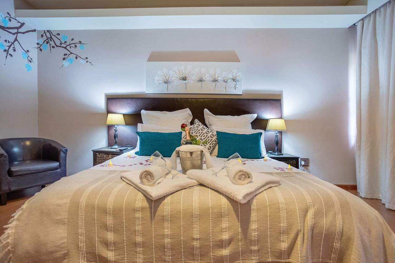 Three Oaks And An Aloe Boutique Hotel Hartbeespoort Exteriér fotografie